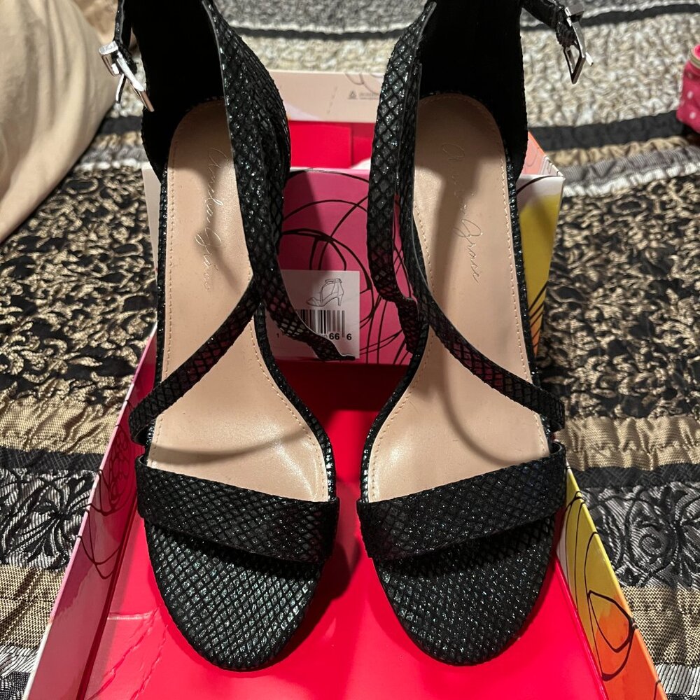 Amelia Grace Black Sandals